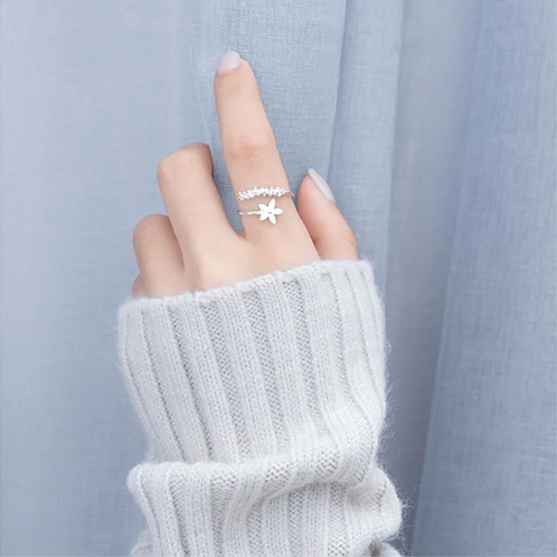 Anillo Ajustable de Flor Silvestre con Esmalte Pintado a Mano en Plata 925 - Image 3