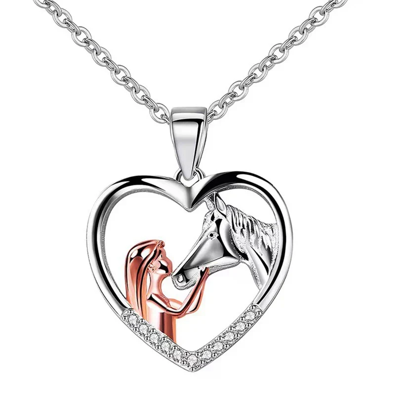 Collar de Corazón con Zirconia de Niña y Caballo - Image 5