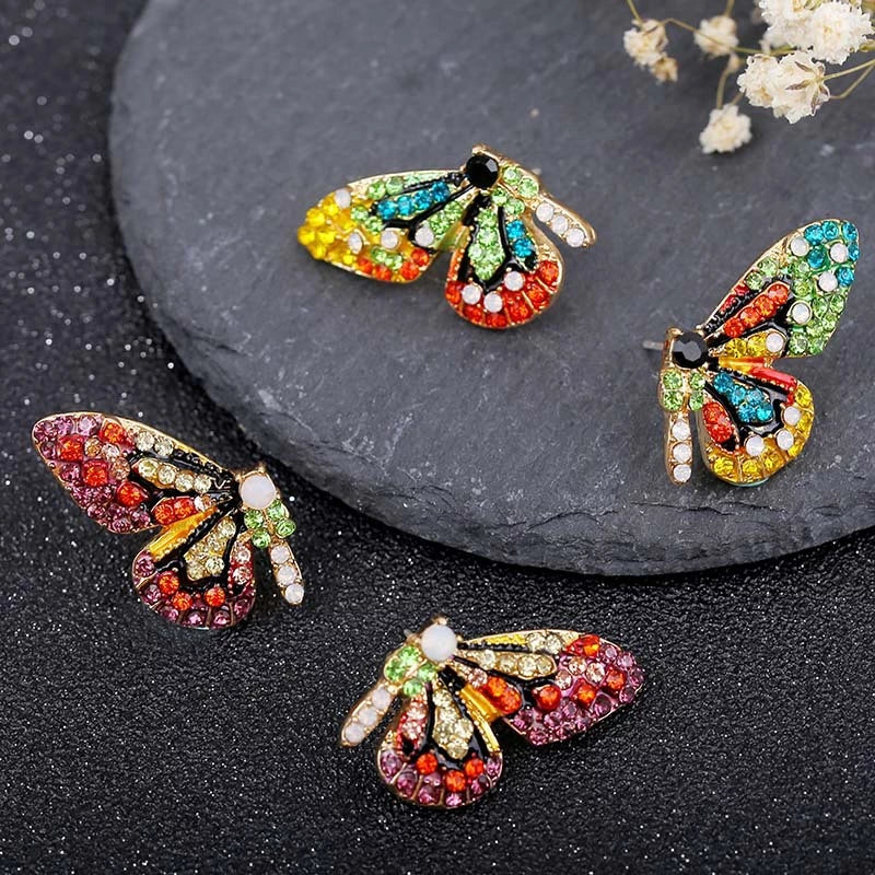 Pendientes Edición Limitada de Mariposa con Incrustación de Circonita - Image 2