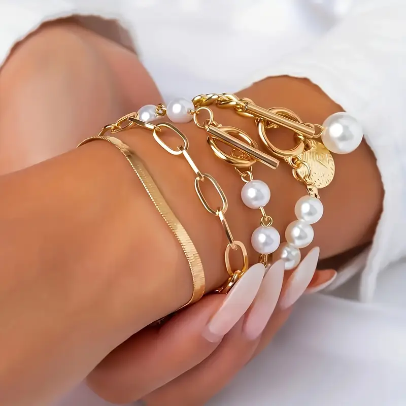 Set de Pulseras Chic Gold 4 Piezas - Serpiente, Perlas y Eslabones | Oro - Image 3
