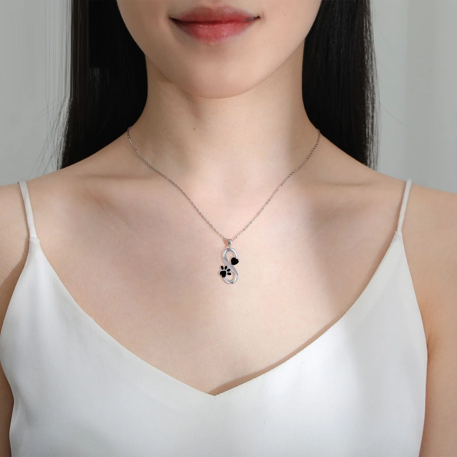 Collar de Corazones, Huella de Pata y Símbolo Infinito - Image 3
