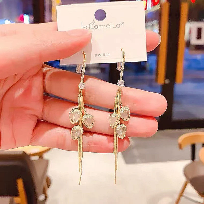 Pendientes de Flor de Cristal - Image 3