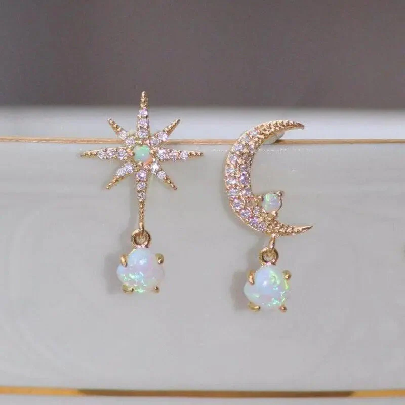 Pendientes Luna y Estrella de Oro y Ópalo - Image 5