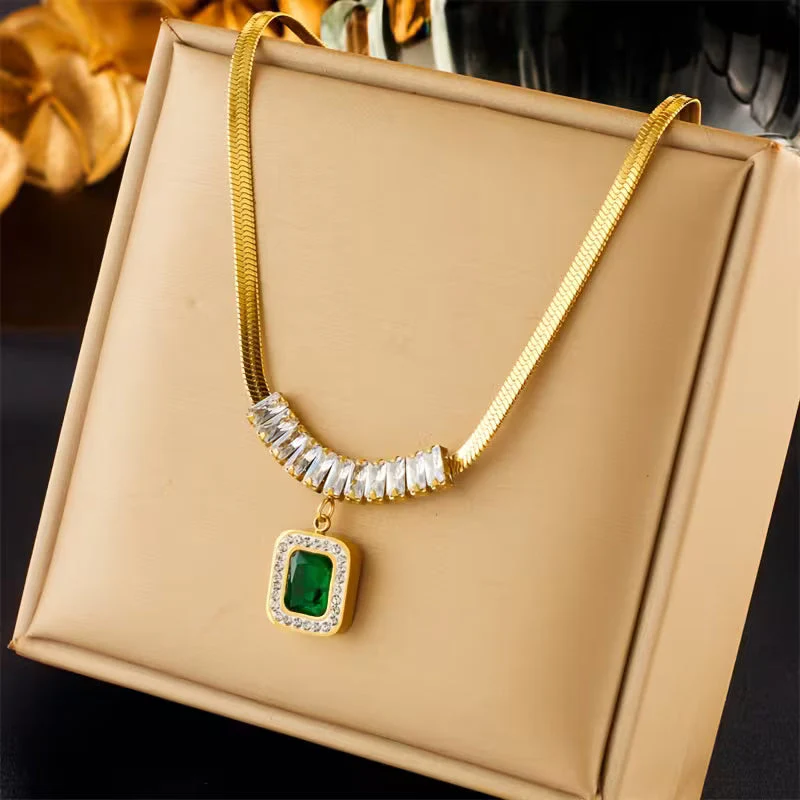 Collar Esmeralda Prisma Regalia | Oro - Image 5