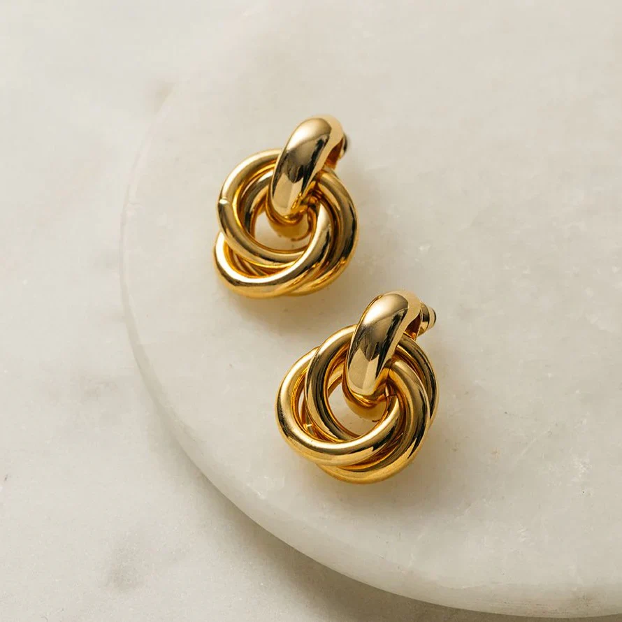 Aretes Entrelazados Statement | Oro Blanco - Image 5